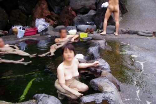 素人温泉　エロ画像143