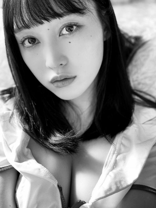 山田愛奈　エロ画像050