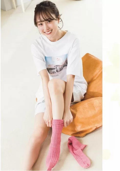 賀喜遥香　エロ画像004