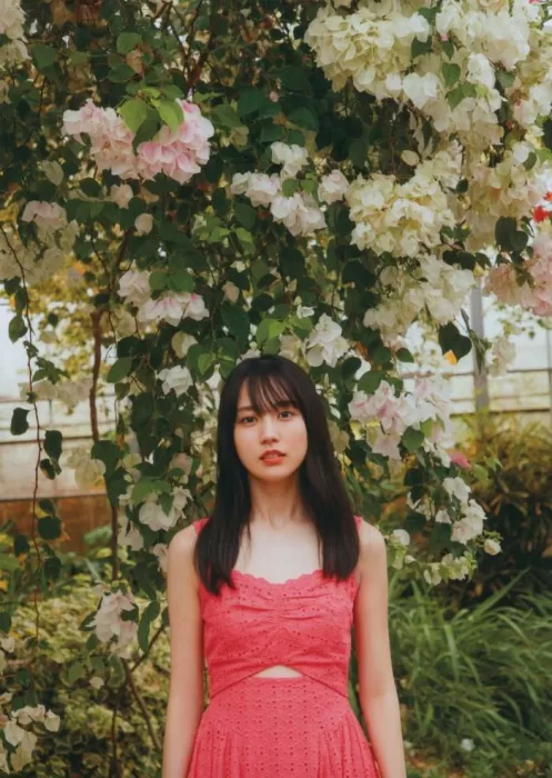 賀喜遥香　エロ画像020